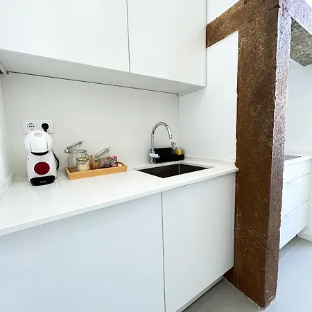 Apartment Center